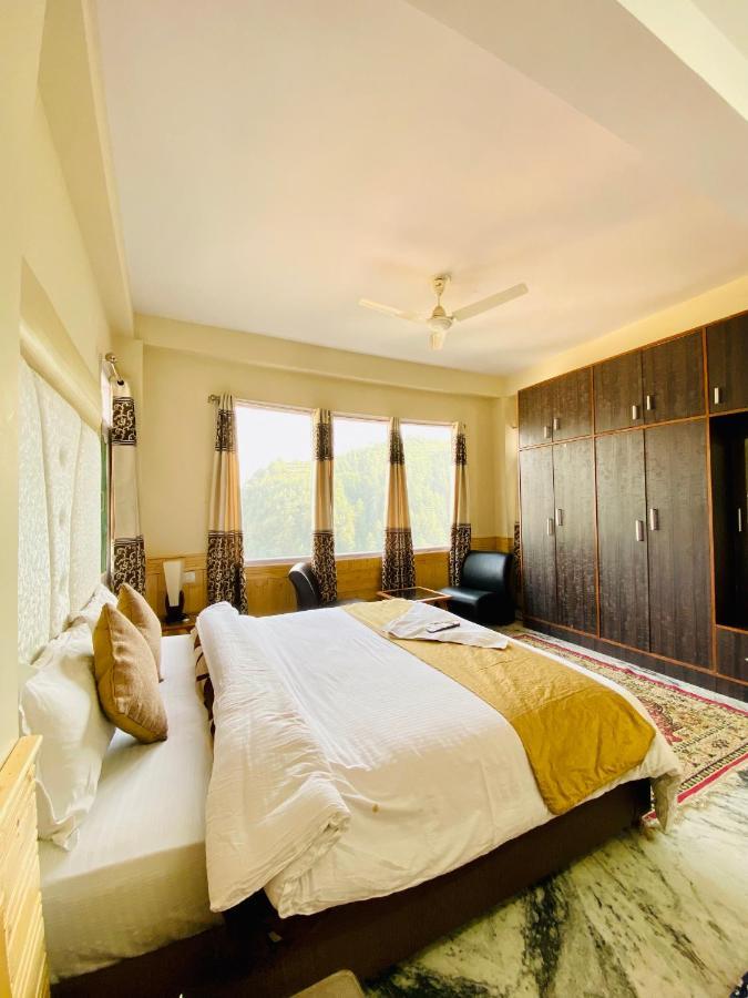 Superior Double or Twin Room with Mountain View